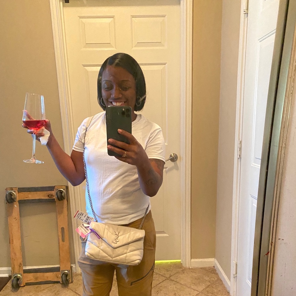 Meet your Posher, Sheniqua